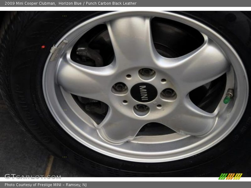 Horizon Blue / Punch Carbon Black Leather 2009 Mini Cooper Clubman