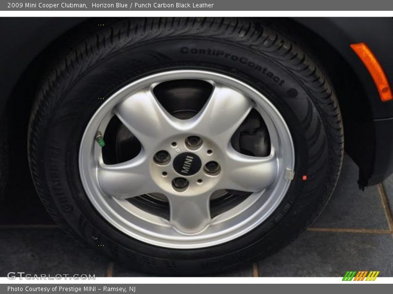 Horizon Blue / Punch Carbon Black Leather 2009 Mini Cooper Clubman