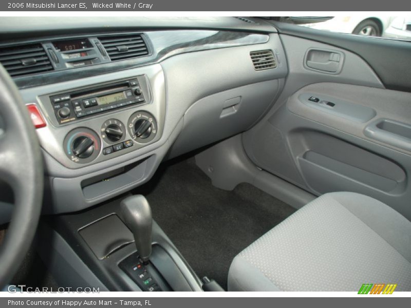 Wicked White / Gray 2006 Mitsubishi Lancer ES