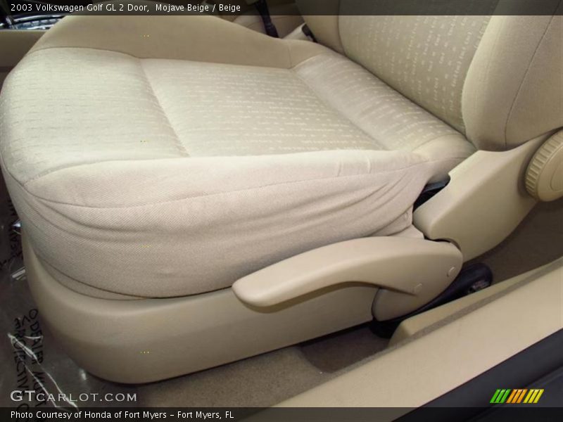 Mojave Beige / Beige 2003 Volkswagen Golf GL 2 Door