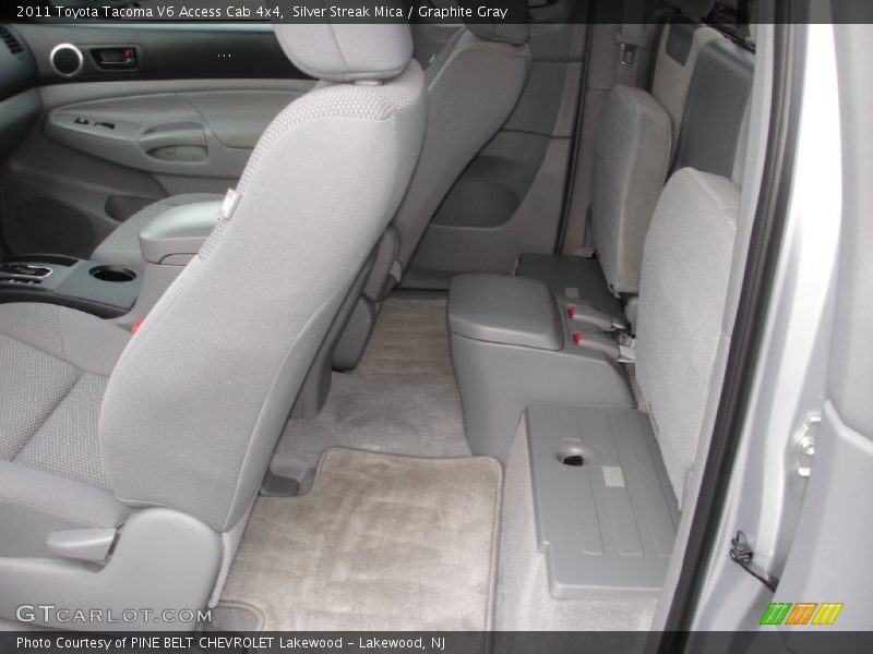 Silver Streak Mica / Graphite Gray 2011 Toyota Tacoma V6 Access Cab 4x4