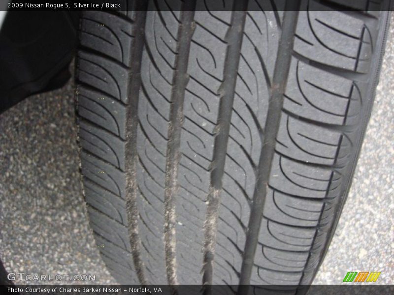 Silver Ice / Black 2009 Nissan Rogue S