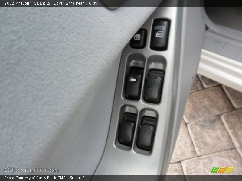 Dover White Pearl / Gray 2002 Mitsubishi Galant ES