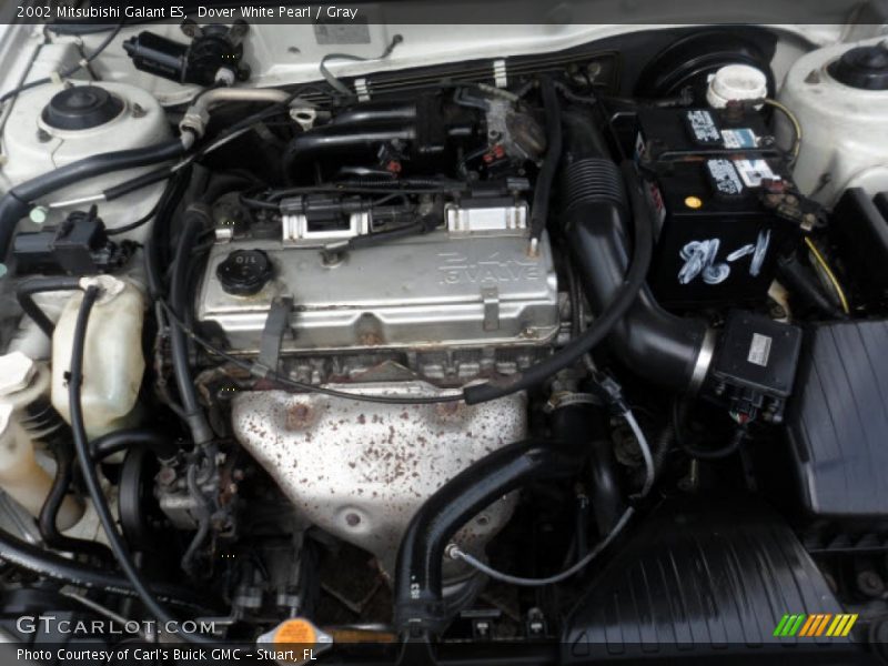 Dover White Pearl / Gray 2002 Mitsubishi Galant ES