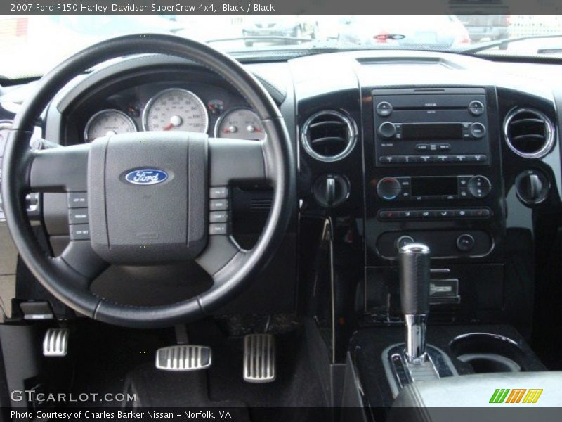 Dashboard of 2007 F150 Harley-Davidson SuperCrew 4x4