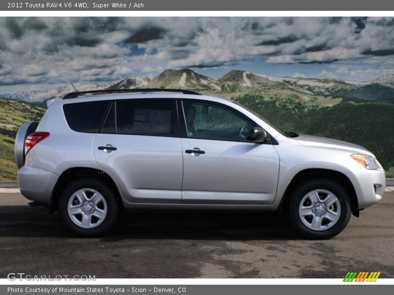  2012 RAV4 V6 4WD Super White