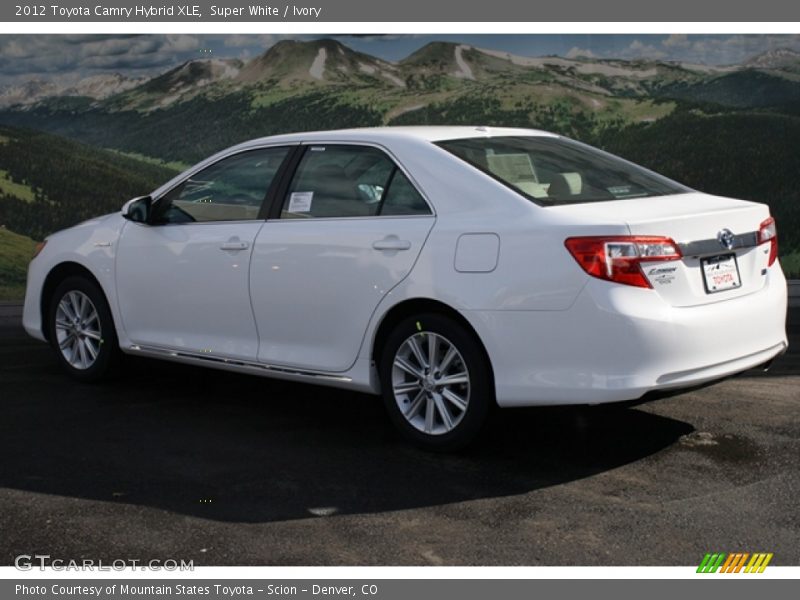 Super White / Ivory 2012 Toyota Camry Hybrid XLE