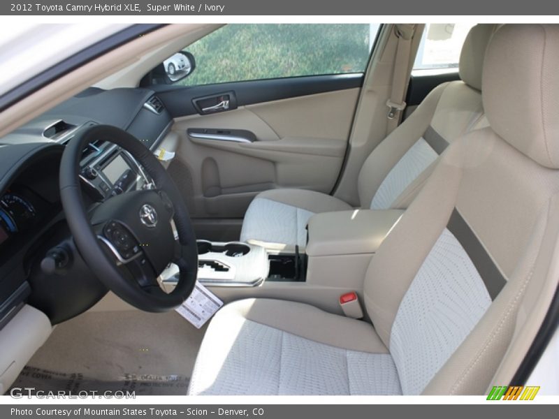 Super White / Ivory 2012 Toyota Camry Hybrid XLE