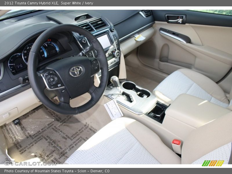 Super White / Ivory 2012 Toyota Camry Hybrid XLE