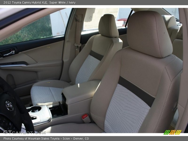 Super White / Ivory 2012 Toyota Camry Hybrid XLE