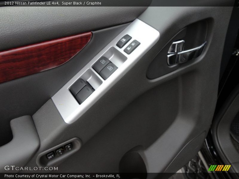 Super Black / Graphite 2012 Nissan Pathfinder LE 4x4