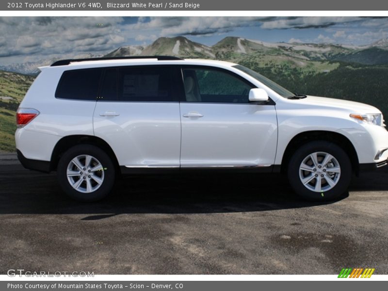 Blizzard White Pearl / Sand Beige 2012 Toyota Highlander V6 4WD