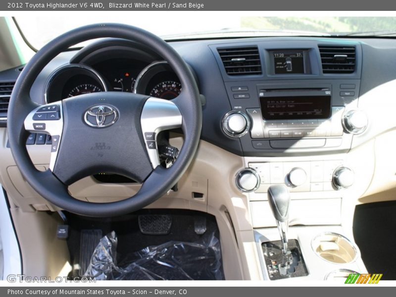 Blizzard White Pearl / Sand Beige 2012 Toyota Highlander V6 4WD