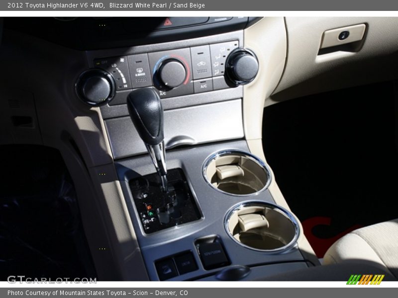 Blizzard White Pearl / Sand Beige 2012 Toyota Highlander V6 4WD
