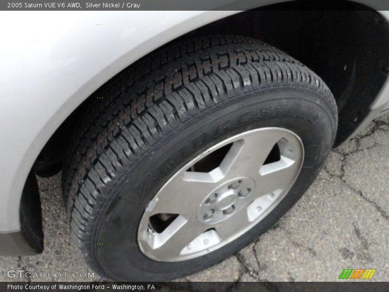 Silver Nickel / Gray 2005 Saturn VUE V6 AWD