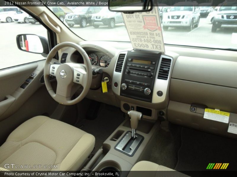 Avalanche White / Beige 2012 Nissan Frontier SV Crew Cab