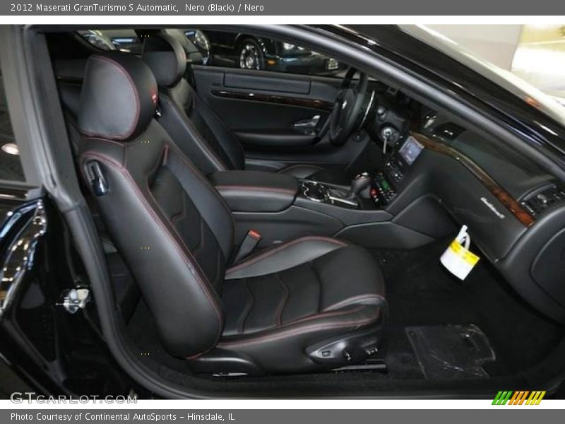  2012 GranTurismo S Automatic Nero Interior