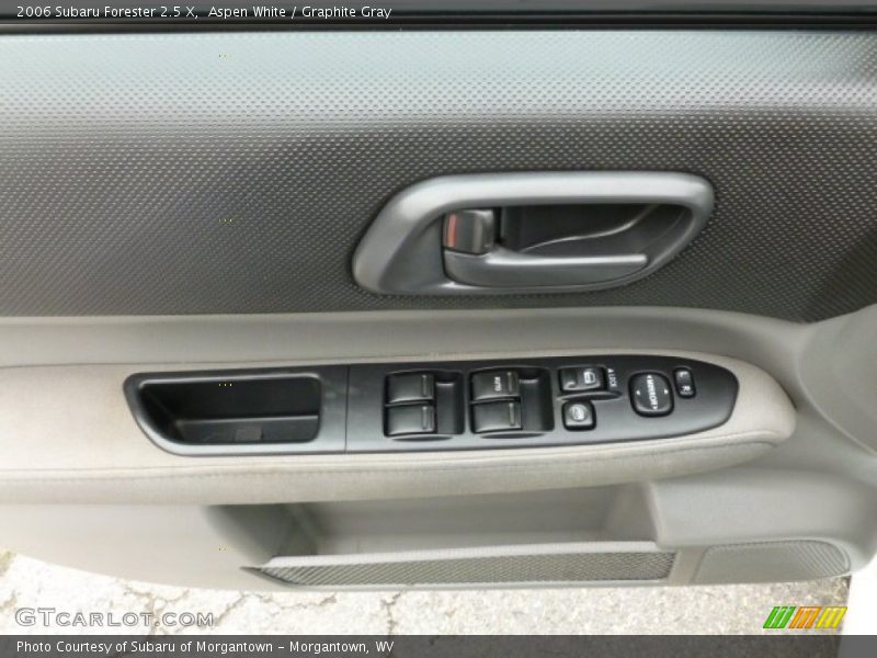 Aspen White / Graphite Gray 2006 Subaru Forester 2.5 X