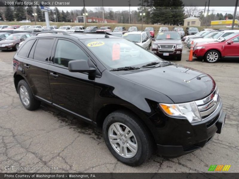 Front 3/4 View of 2008 Edge SE