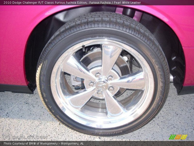  2010 Challenger R/T Classic Furious Fuchsia Edition Wheel