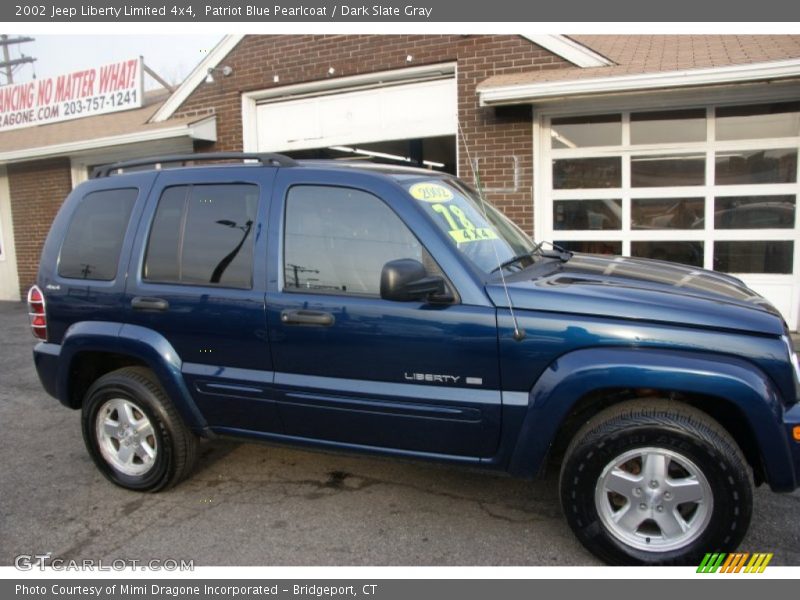 Patriot Blue Pearlcoat / Dark Slate Gray 2002 Jeep Liberty Limited 4x4