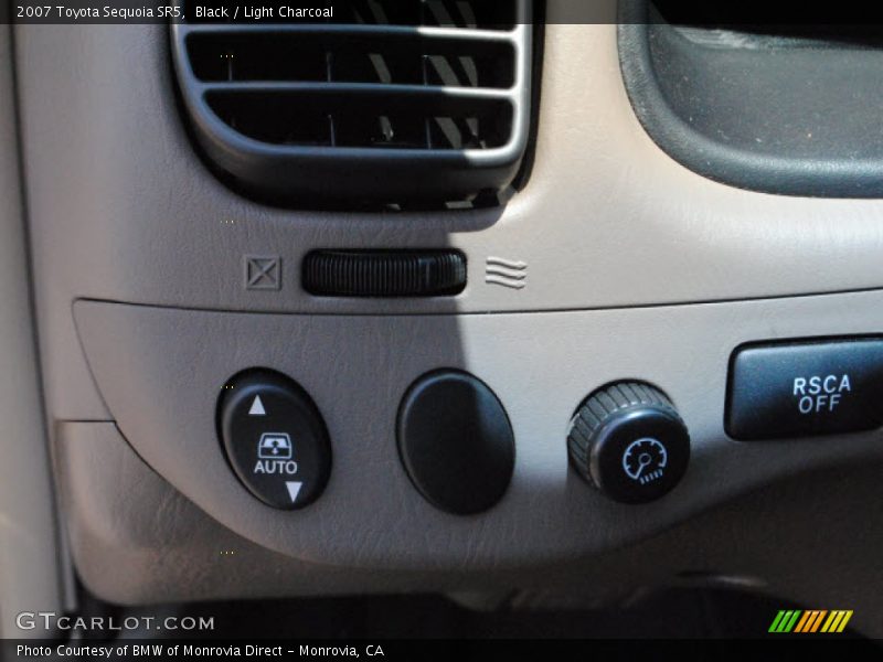 Black / Light Charcoal 2007 Toyota Sequoia SR5