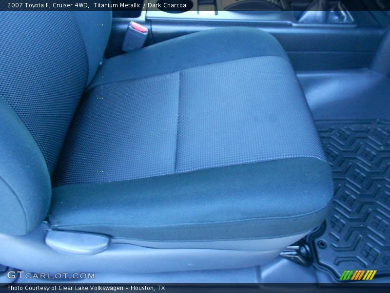 Titanium Metallic / Dark Charcoal 2007 Toyota FJ Cruiser 4WD