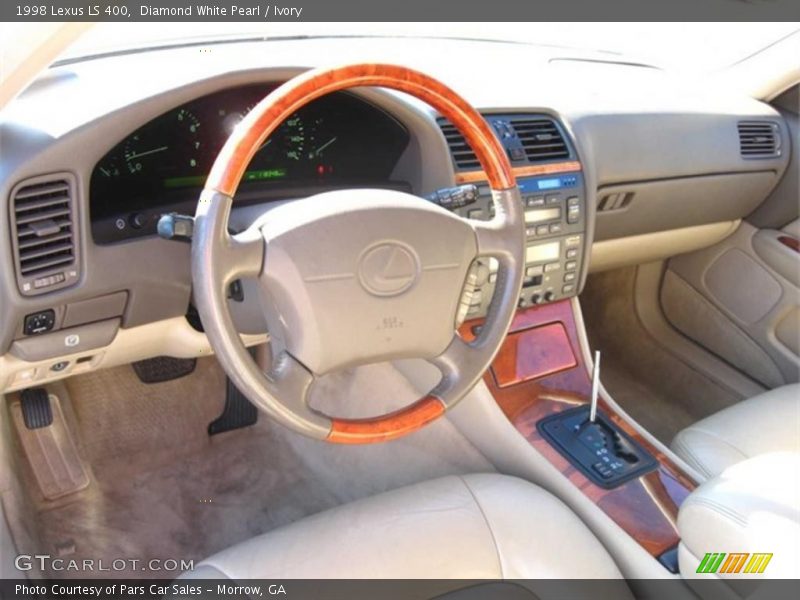 Diamond White Pearl / Ivory 1998 Lexus LS 400