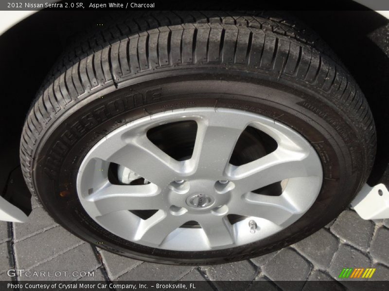 Aspen White / Charcoal 2012 Nissan Sentra 2.0 SR