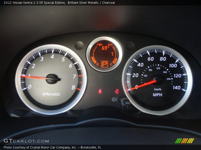Brilliant Silver Metallic / Charcoal 2012 Nissan Sentra 2.0 SR Special Edition