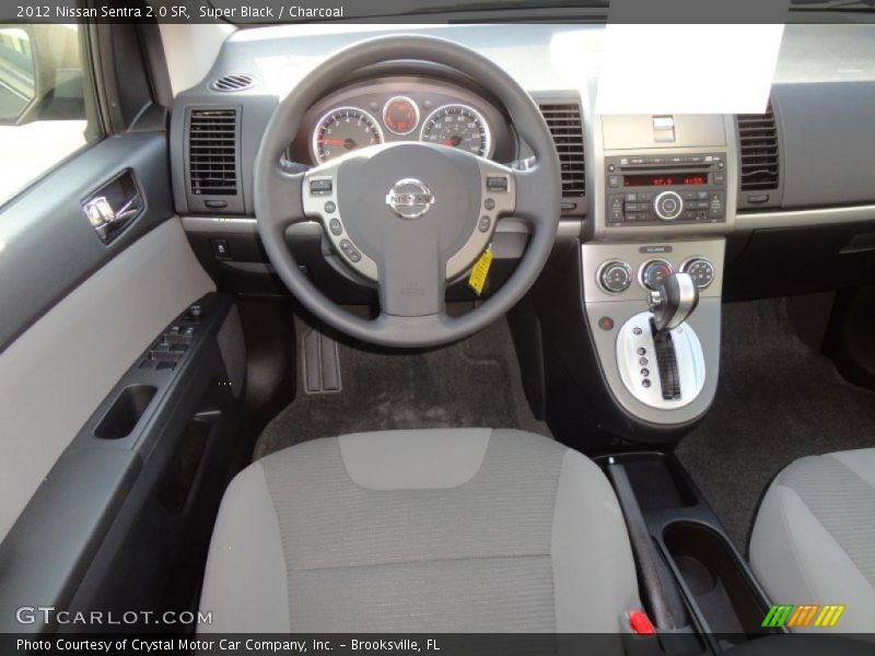 Super Black / Charcoal 2012 Nissan Sentra 2.0 SR