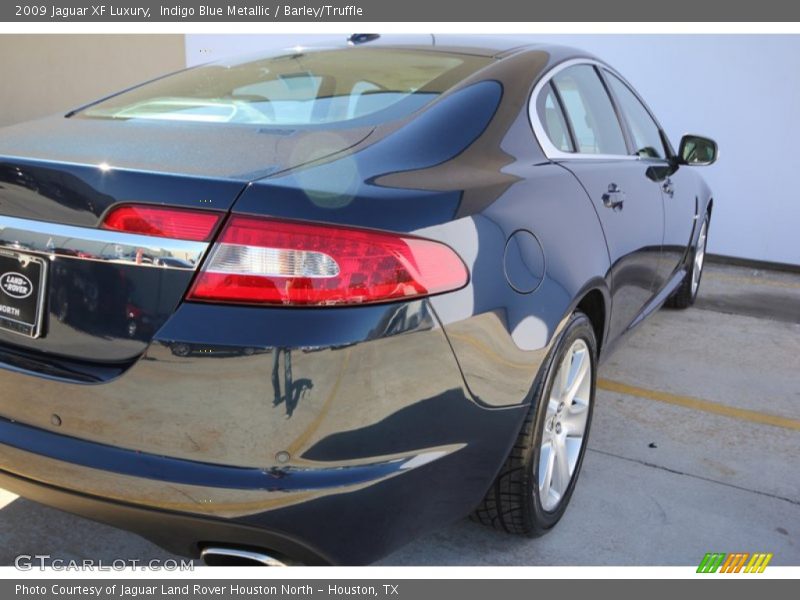 Indigo Blue Metallic / Barley/Truffle 2009 Jaguar XF Luxury