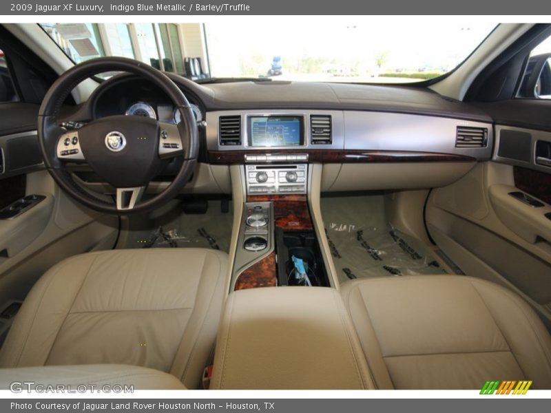 Indigo Blue Metallic / Barley/Truffle 2009 Jaguar XF Luxury