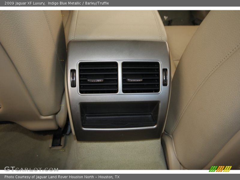 Indigo Blue Metallic / Barley/Truffle 2009 Jaguar XF Luxury