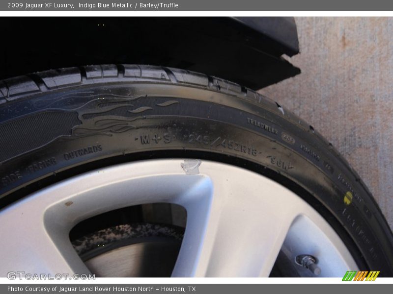 Indigo Blue Metallic / Barley/Truffle 2009 Jaguar XF Luxury