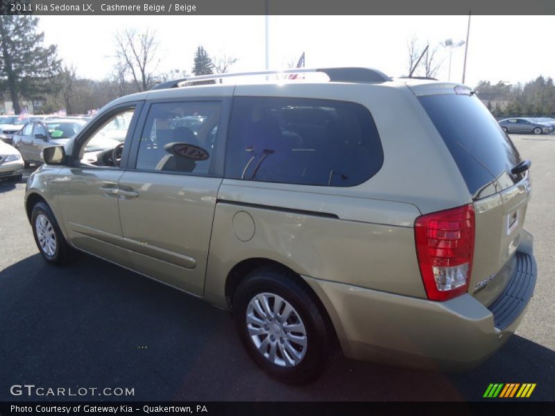 Cashmere Beige / Beige 2011 Kia Sedona LX