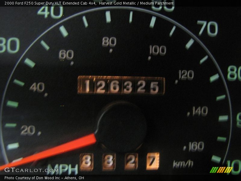 Harvest Gold Metallic / Medium Parchment 2000 Ford F250 Super Duty XLT Extended Cab 4x4