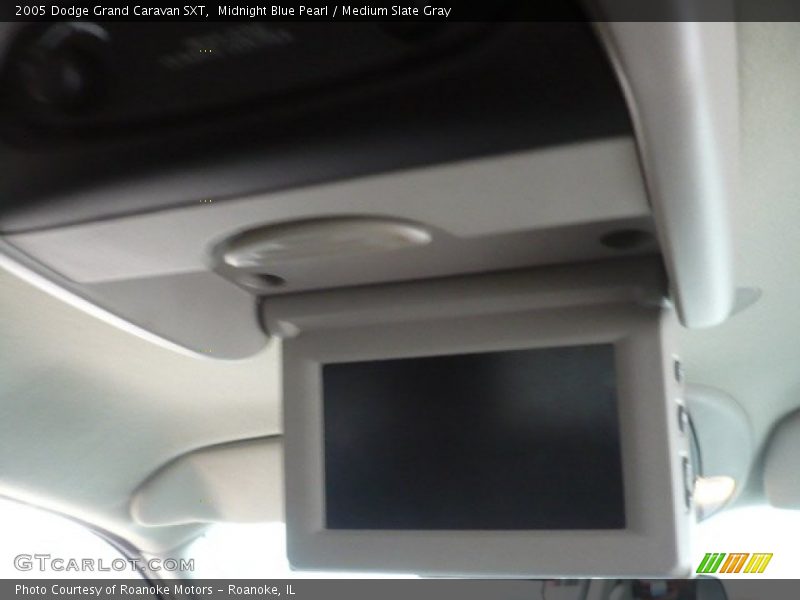 Midnight Blue Pearl / Medium Slate Gray 2005 Dodge Grand Caravan SXT