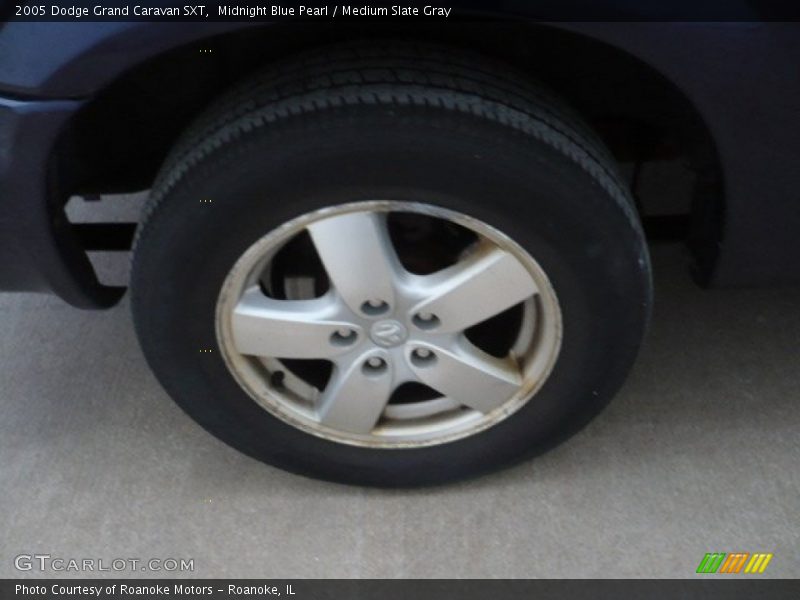 Midnight Blue Pearl / Medium Slate Gray 2005 Dodge Grand Caravan SXT