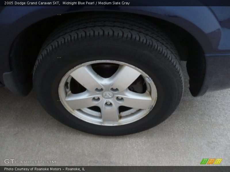 Midnight Blue Pearl / Medium Slate Gray 2005 Dodge Grand Caravan SXT