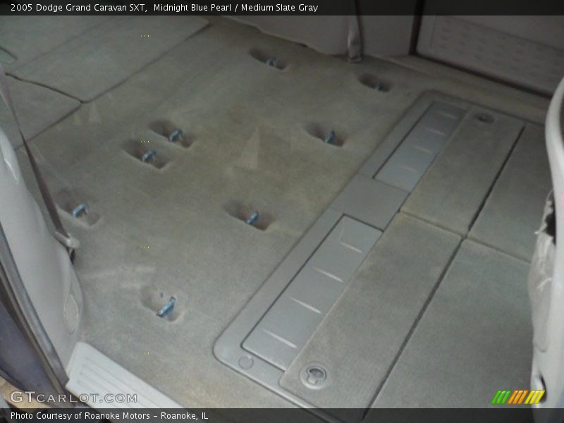 Midnight Blue Pearl / Medium Slate Gray 2005 Dodge Grand Caravan SXT