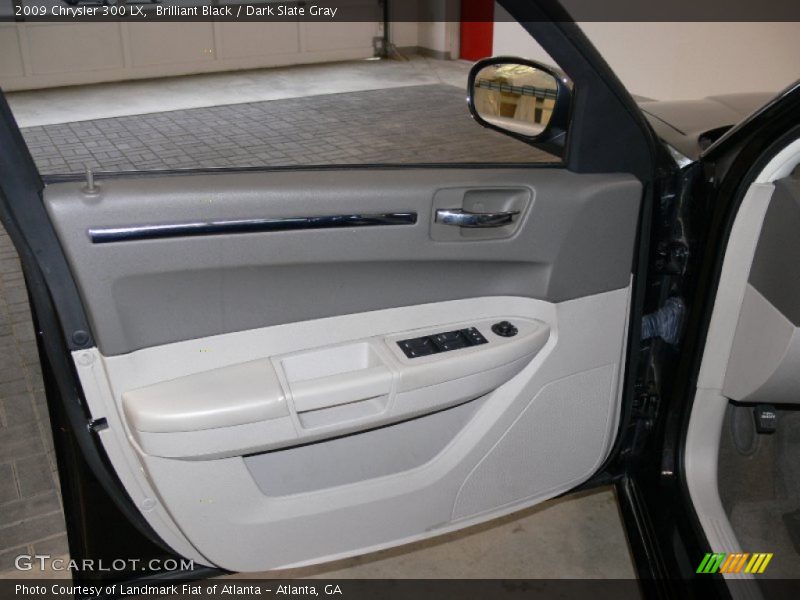 Brilliant Black / Dark Slate Gray 2009 Chrysler 300 LX