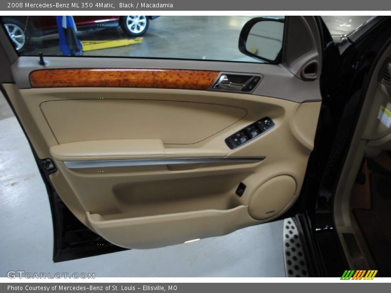 Black / Macadamia 2008 Mercedes-Benz ML 350 4Matic
