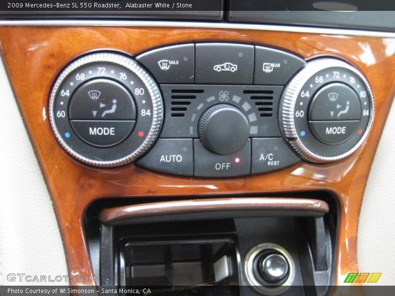 Controls of 2009 SL 550 Roadster