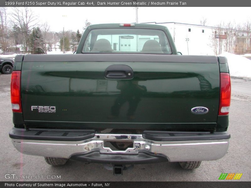 Dark Hunter Green Metallic / Medium Prairie Tan 1999 Ford F250 Super Duty XL Regular Cab 4x4