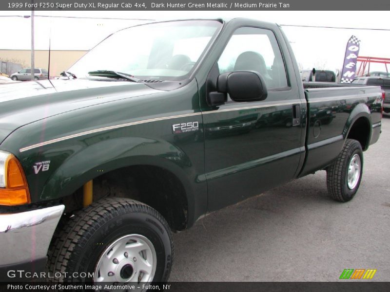 Dark Hunter Green Metallic / Medium Prairie Tan 1999 Ford F250 Super Duty XL Regular Cab 4x4