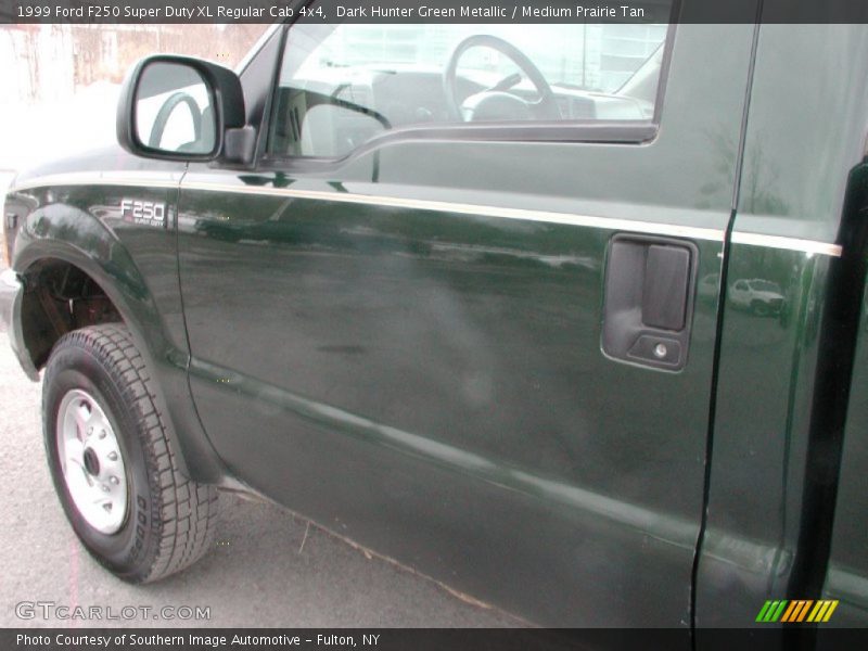 Dark Hunter Green Metallic / Medium Prairie Tan 1999 Ford F250 Super Duty XL Regular Cab 4x4