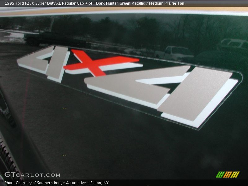 Dark Hunter Green Metallic / Medium Prairie Tan 1999 Ford F250 Super Duty XL Regular Cab 4x4
