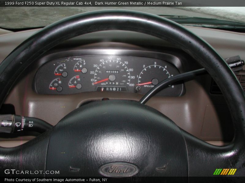 Dark Hunter Green Metallic / Medium Prairie Tan 1999 Ford F250 Super Duty XL Regular Cab 4x4