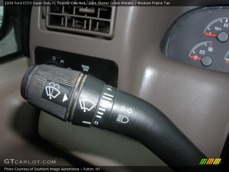 Dark Hunter Green Metallic / Medium Prairie Tan 1999 Ford F250 Super Duty XL Regular Cab 4x4
